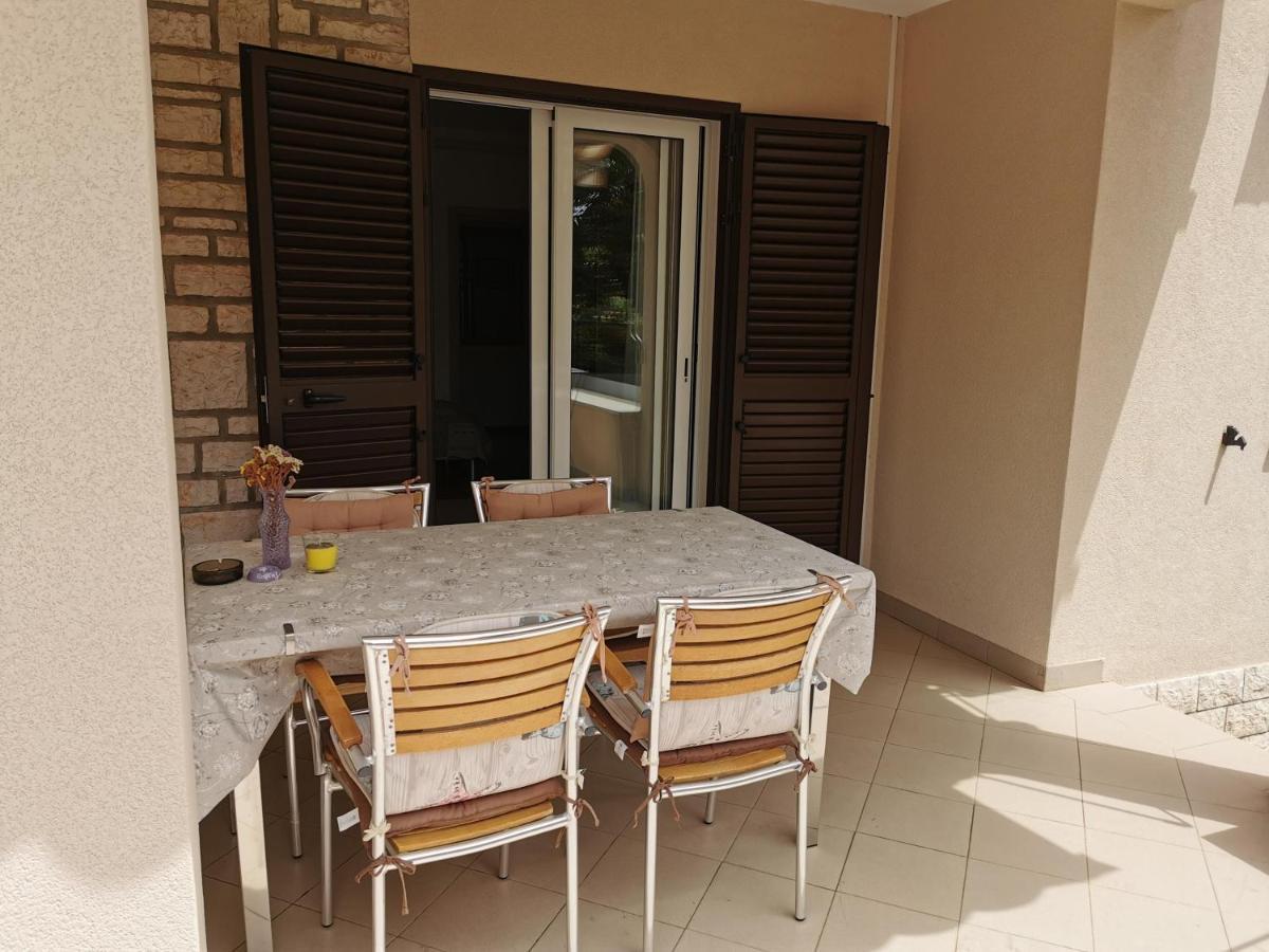 Apartments Bungavilia Rovinj Exterior foto